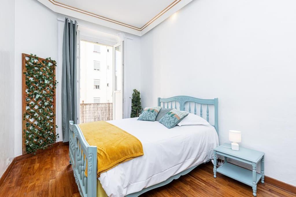 Risso - Comfortable 3 Bedrooms With Balcony Nice