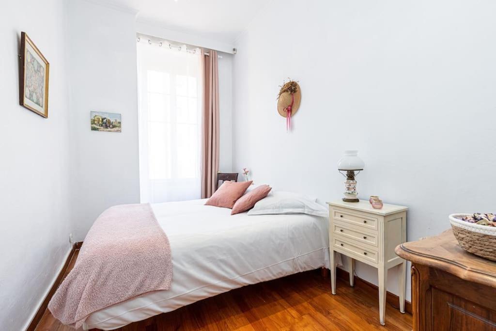 Appartement Risso - Comfortable 3 Bedrooms With Balcony